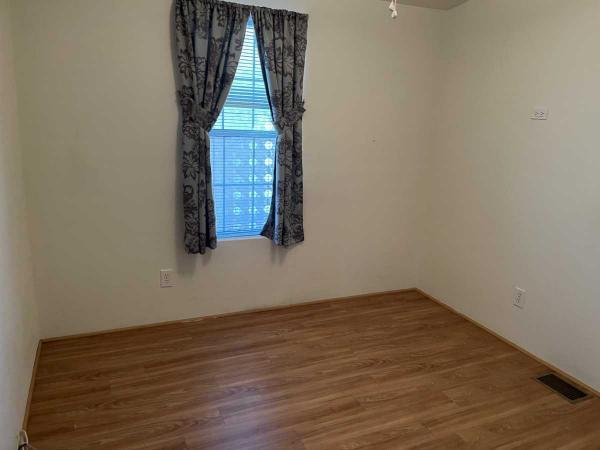 2001 Cavco 3 Bed / 2 Bath Manufactured Home