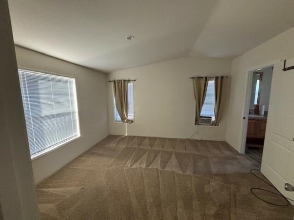 2020 Fleetwood 210WV20563V Manufactured Home