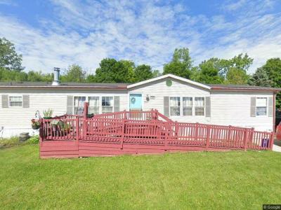 Mobile Home at 1961 Ridgeview Superior Twp, MI 48198