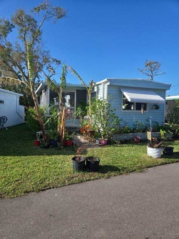 RICH Mobile Home For Sale
