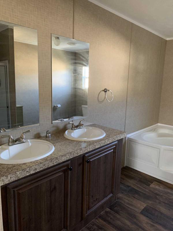 Clayton Mobile Home For Sale