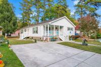 Commodore Homes of Pa. Lindy Manufactured Home