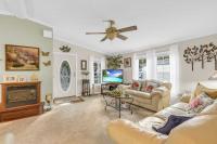 Commodore Homes of Pa. Lindy Manufactured Home