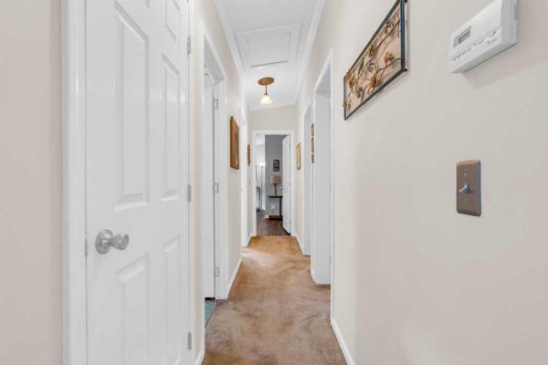 Commodore Homes of Pa. Lindy Manufactured Home