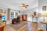 Commodore Homes of Pa. Lindy Manufactured Home