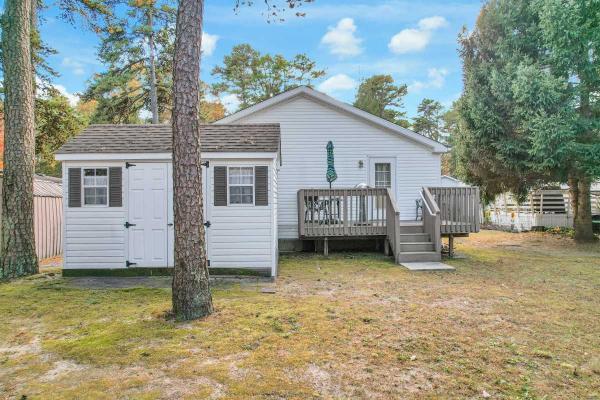 Commodore Homes of Pa. Lindy Manufactured Home