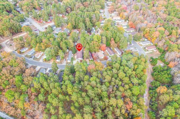 Commodore Homes of Pa. Lindy Manufactured Home