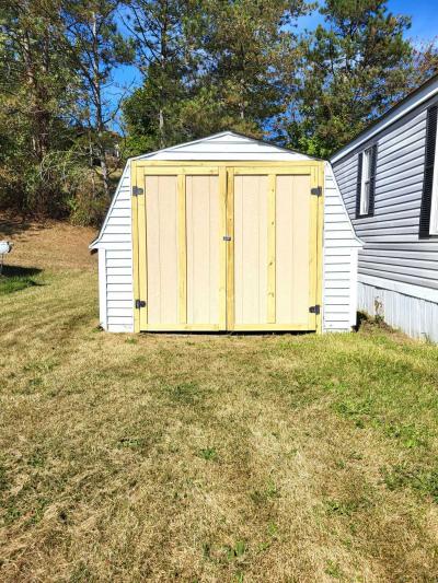 Photo 2 of 11 of home located at 4140 Bickel St, #487 Milford, MI 48381