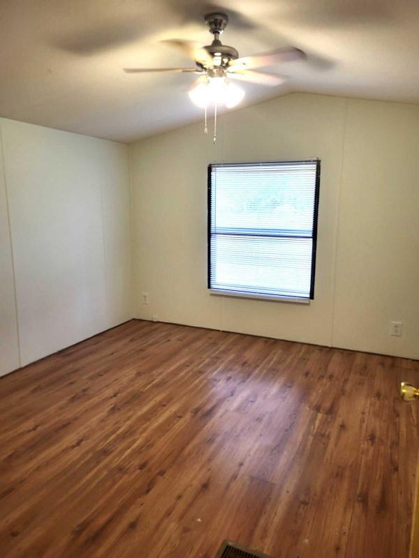 1988 Schult Mobile Home For Sale