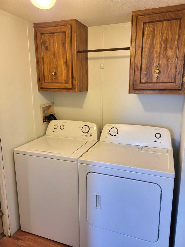 1988 Schult Mobile Home For Sale
