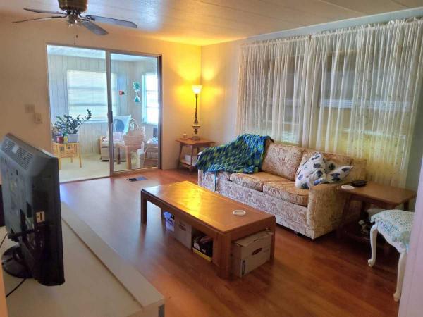 ELUTH Mobile Home For Sale