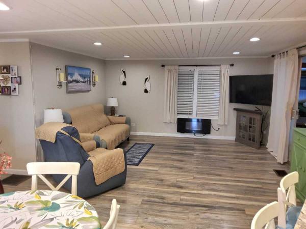 1974 PKWO Mobile Home For Sale