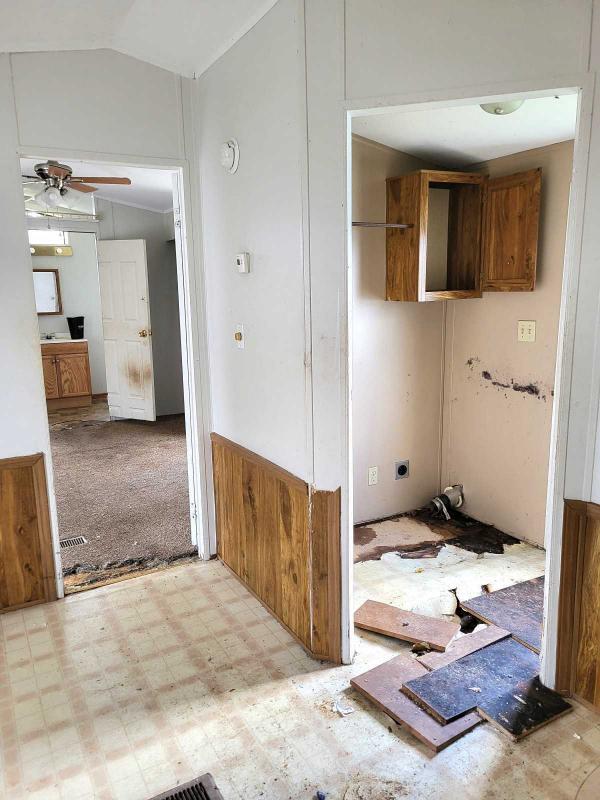 1988 Schult Mobile Home For Sale