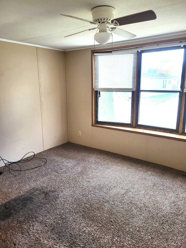 1988 Schult Mobile Home For Sale