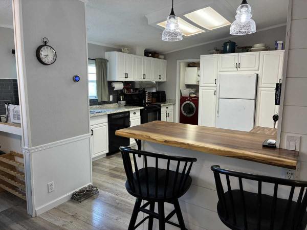 1994 Sunshine Homes Mobile Home For Sale