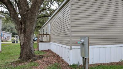 Photo 3 of 13 of home located at 10321 Main St, Unit 25 Thonotosassa, FL 33592