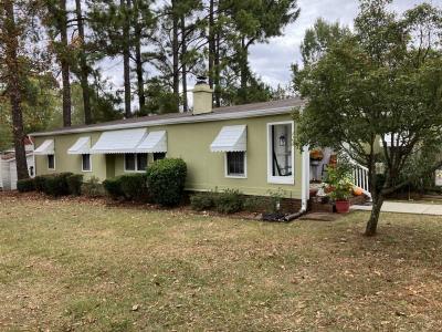 Photo 5 of 33 of home located at 4821 Oberwald Place Charlotte, NC 28227