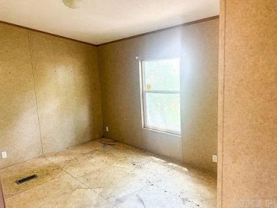 Photo 5 of 12 of home located at 513 Jefferson St Clarendon, AR 72029