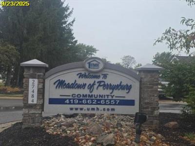 Photo 2 of 8 of home located at 27484 Oregon Rd Lot 244 Perrysburg, OH 43551