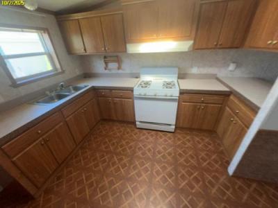 Photo 4 of 8 of home located at 27484 Oregon Rd Lot 244 Perrysburg, OH 43551