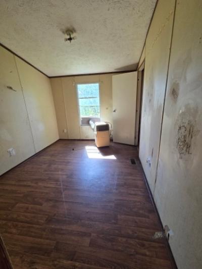 Photo 2 of 8 of home located at 125 Constant Dr Thibodaux, LA 70301