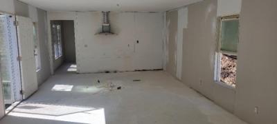 Photo 2 of 7 of home located at 2399 Us Hwy 23 S Pikeville, KY 41501