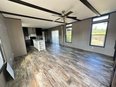 Photo 2 of 12 of home located at 604 County Rd 3371A Cleveland, TX 77327