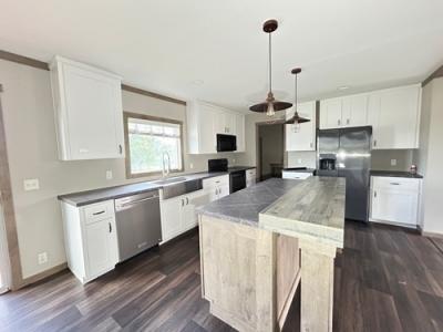 Photo 2 of 5 of home located at 1005 Cr 643 Damon, TX 77430