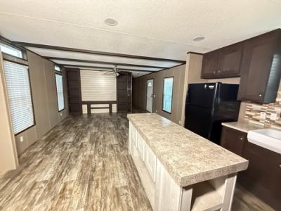 Photo 4 of 12 of home located at 4701 Anderson Rd Lot 429 Houston, TX 77053