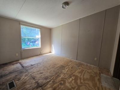 Photo 4 of 7 of home located at 14268 Clinch River Hwy Fort Blackmore, VA 24250