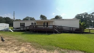 Mobile Home at 3333 Deryshire Ave Lot 64 Baker, LA 70714