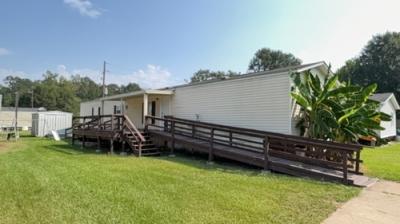 Photo 2 of 13 of home located at 3333 Deryshire Ave Lot 64 Baker, LA 70714