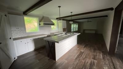 Photo 2 of 12 of home located at 3715 Lexington Rd Richmond, KY 40475