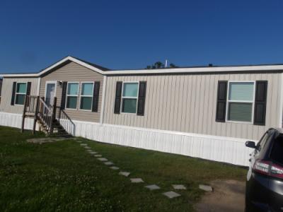 Mobile Home at 3205 Leno St Vacherie, LA 70090