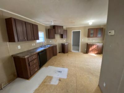 Photo 3 of 13 of home located at 1540 Onslow Pines Rd Jacksonville, NC 28540