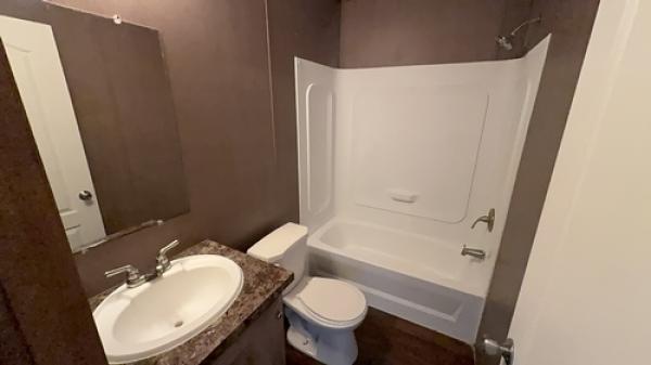 2016 ANNIVERSARY 31ANN16763AH16 Mobile Home For Sale