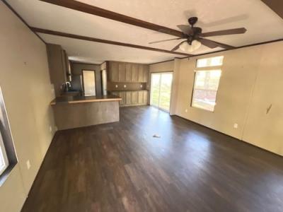 Photo 2 of 13 of home located at 20 Martin Rd Parrish, AL 35580