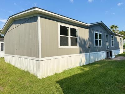 Mobile Home at 8240 Pinecrest Dr Lot 640 Spring, TX 77389