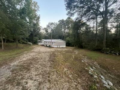 Mobile Home at 145 Northeast Dr Laurel, MS 39443