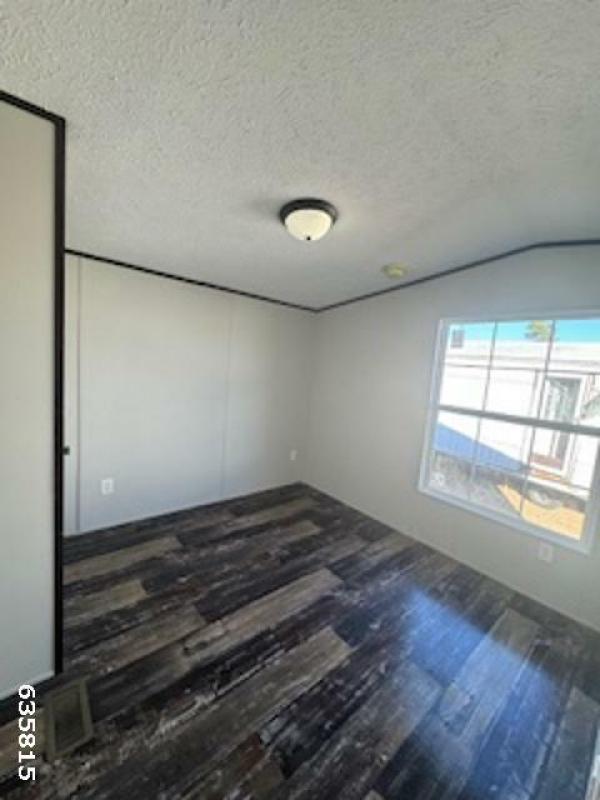 2017 RIVERBIRCH Mobile Home For Sale