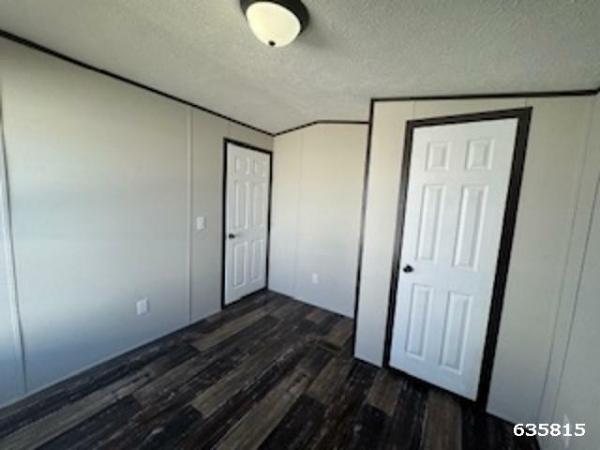 2017 RIVERBIRCH Mobile Home For Sale