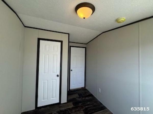 2017 RIVERBIRCH Mobile Home For Sale
