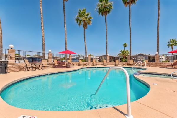 2015 Champion Manufactured Home