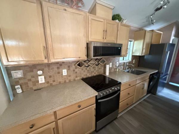 1994 Kensington Mobile Home For Sale