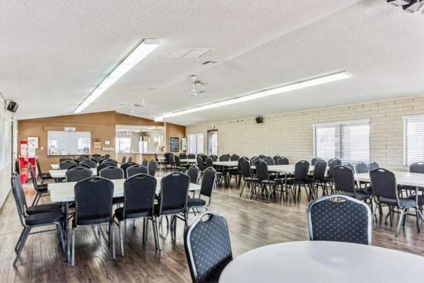 1985 UNK Mobile Home For Sale