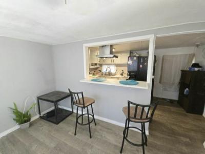 Photo 5 of 9 of home located at 3301 58th Avenue North, #413 Saint Petersburg, FL 33714