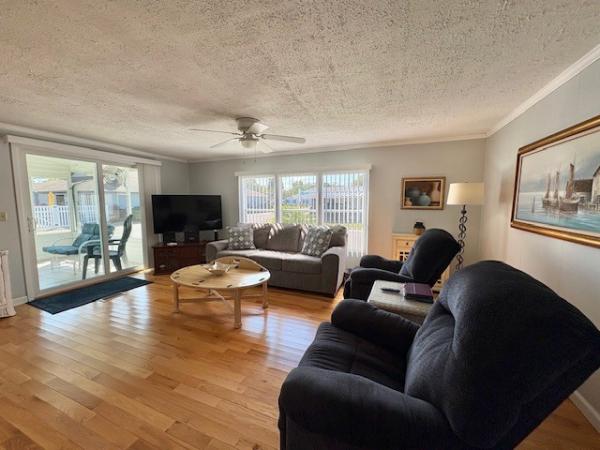 1974 Skyline Mobile Home