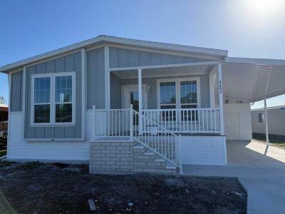 Photo 4 of 20 of home located at 4208 Queens Way Ellenton, FL 34222