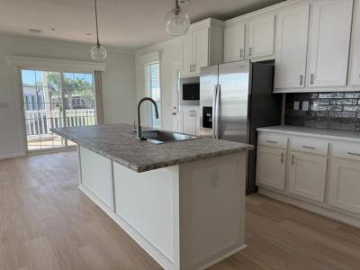 Photo 4 of 20 of home located at 7515 Queens Way Ellenton, FL 34222