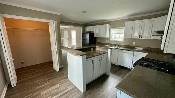 2015 Clayton Homes Inc Mobile Home For Sale
